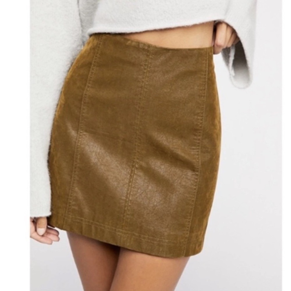 Free People Olive Green Faux Leather Mini Skirt Size‎ 6